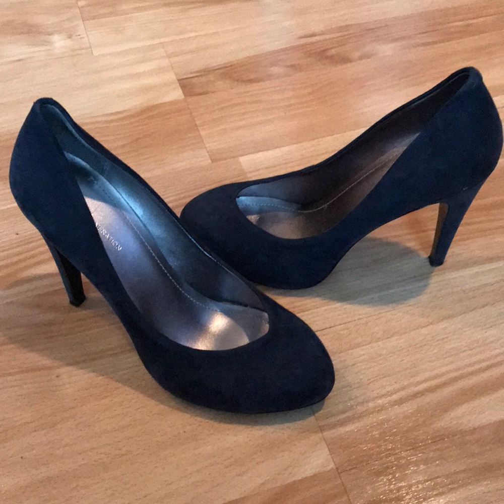 BCBG Generation Blue suede shoes